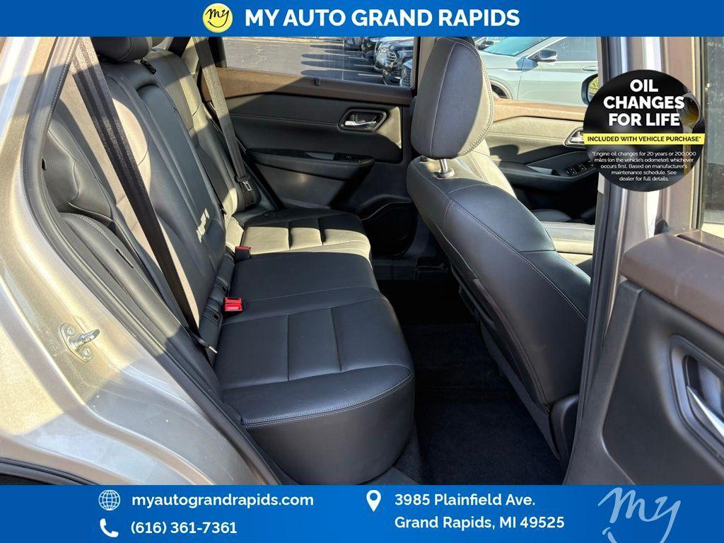 used 2023 Nissan Rogue car, priced at $24,994