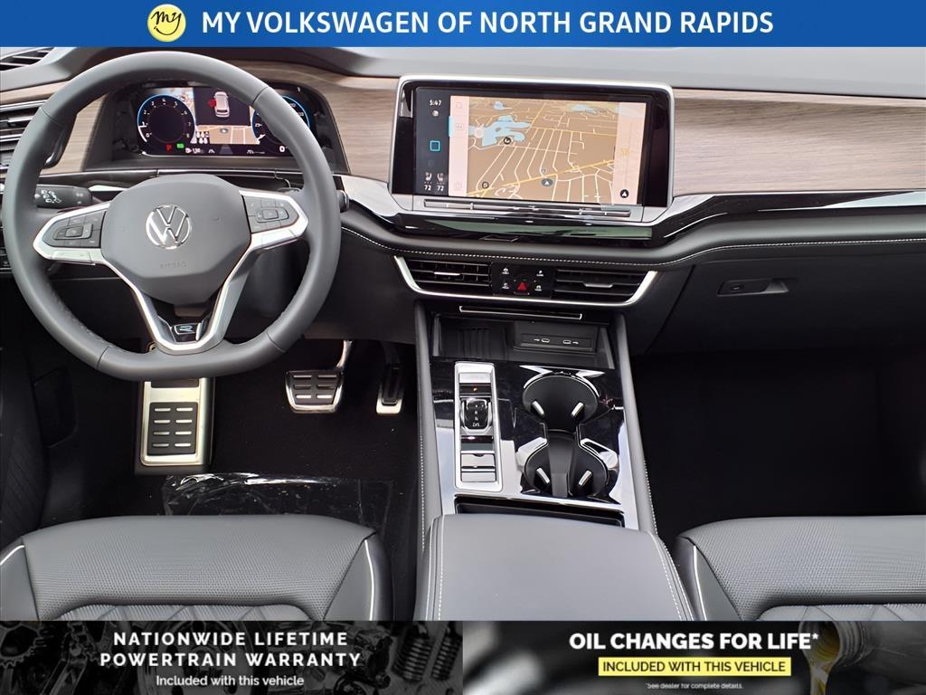 new 2025 Volkswagen Atlas car, priced at $53,140