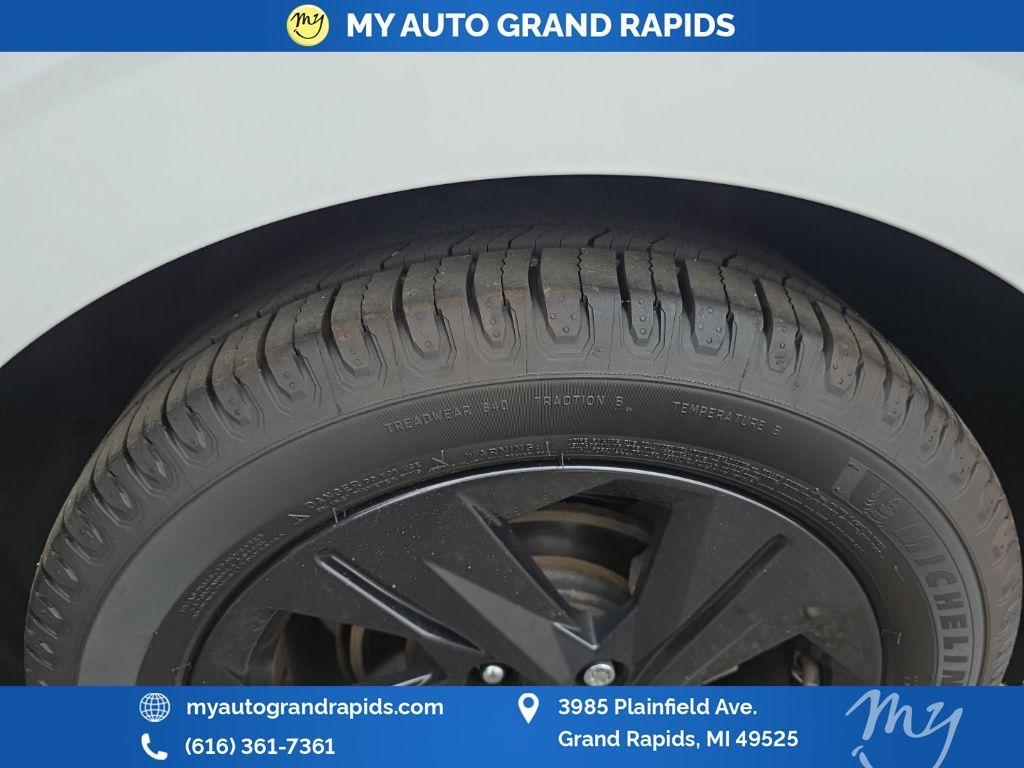 used 2022 Hyundai Elantra car, priced at $13,993