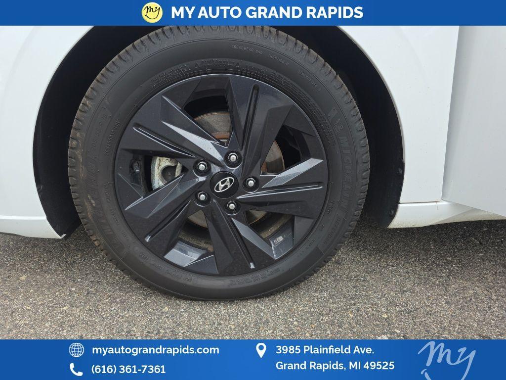 used 2022 Hyundai Elantra car, priced at $13,993
