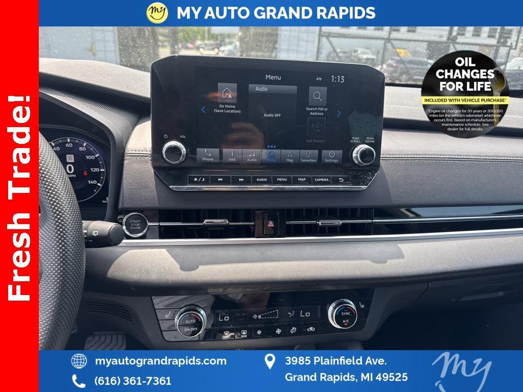 used 2023 Mitsubishi Outlander car, priced at $26,388