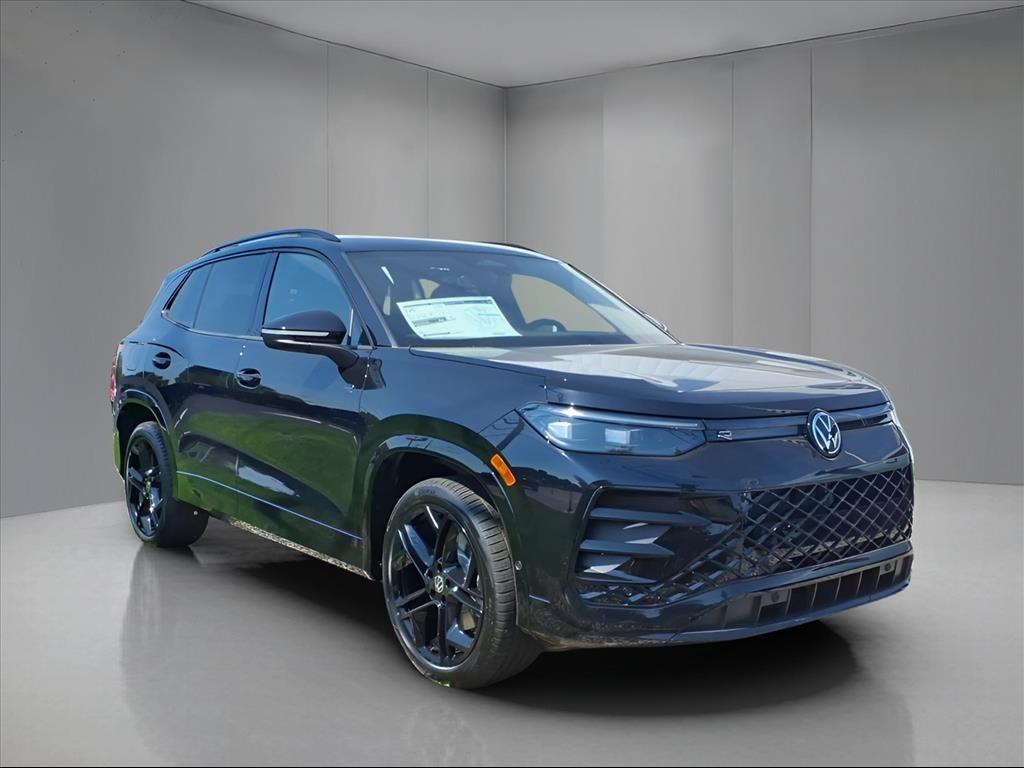 new 2025 Volkswagen Tiguan car, priced at $38,747