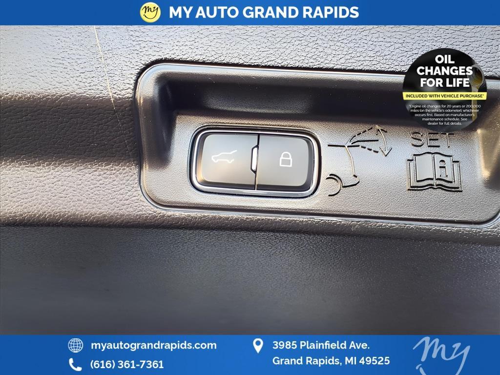 used 2022 Ford Explorer car, priced at $26,481