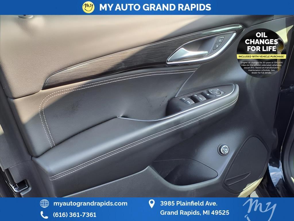 used 2022 Buick Envision car, priced at $23,880