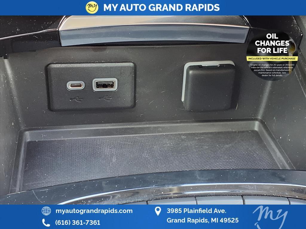 used 2022 Buick Envision car, priced at $23,880
