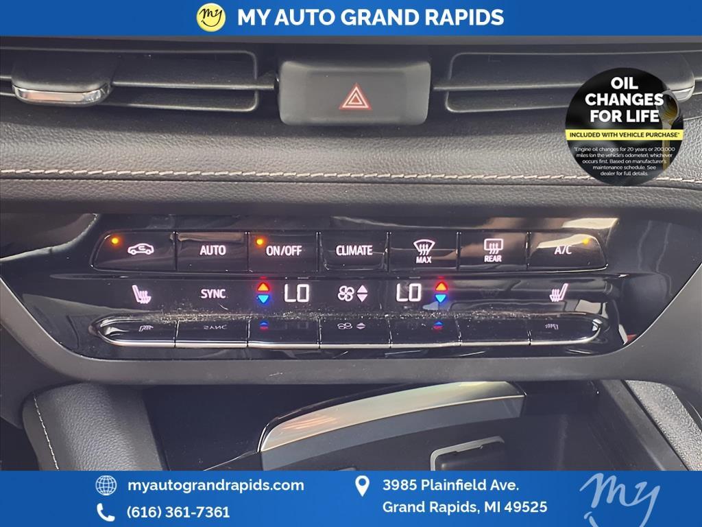 used 2022 Buick Envision car, priced at $23,880
