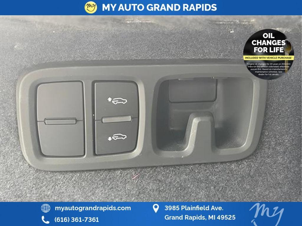 used 2022 Audi Q8 car, priced at $49,268