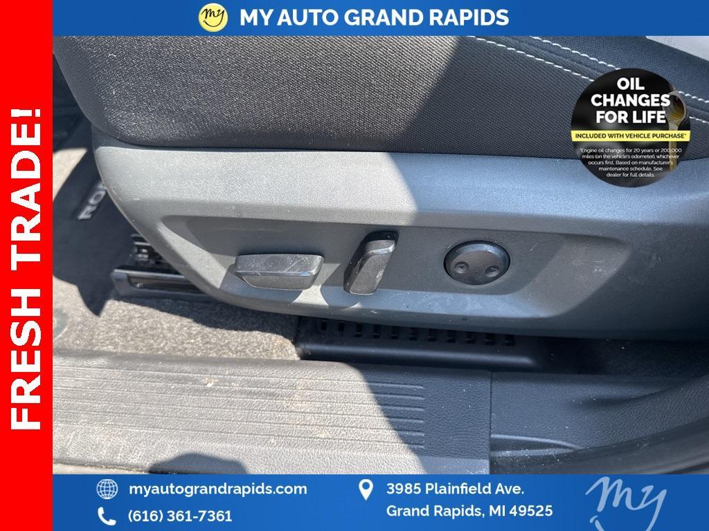 used 2023 Nissan Rogue car, priced at $25,998