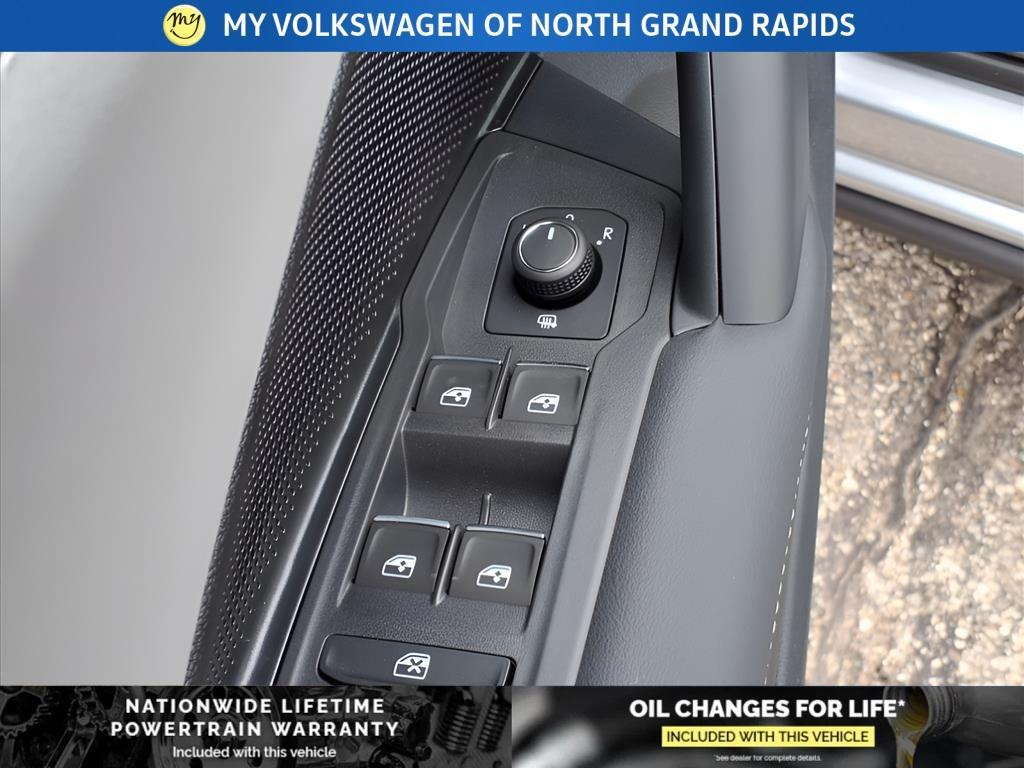 new 2025 Volkswagen Tiguan car, priced at $36,971