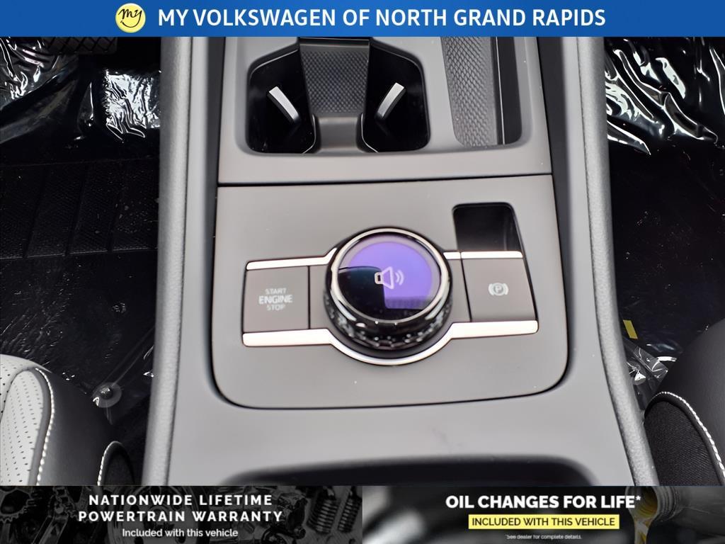 new 2025 Volkswagen Tiguan car, priced at $36,971