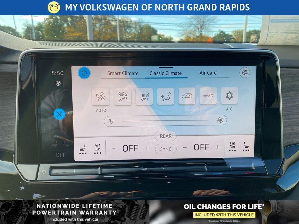 new 2026 Volkswagen Atlas car, priced at $57,246