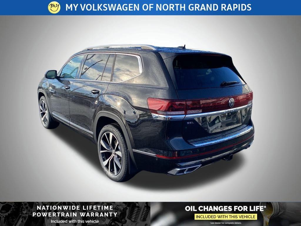 new 2026 Volkswagen Atlas car, priced at $57,246
