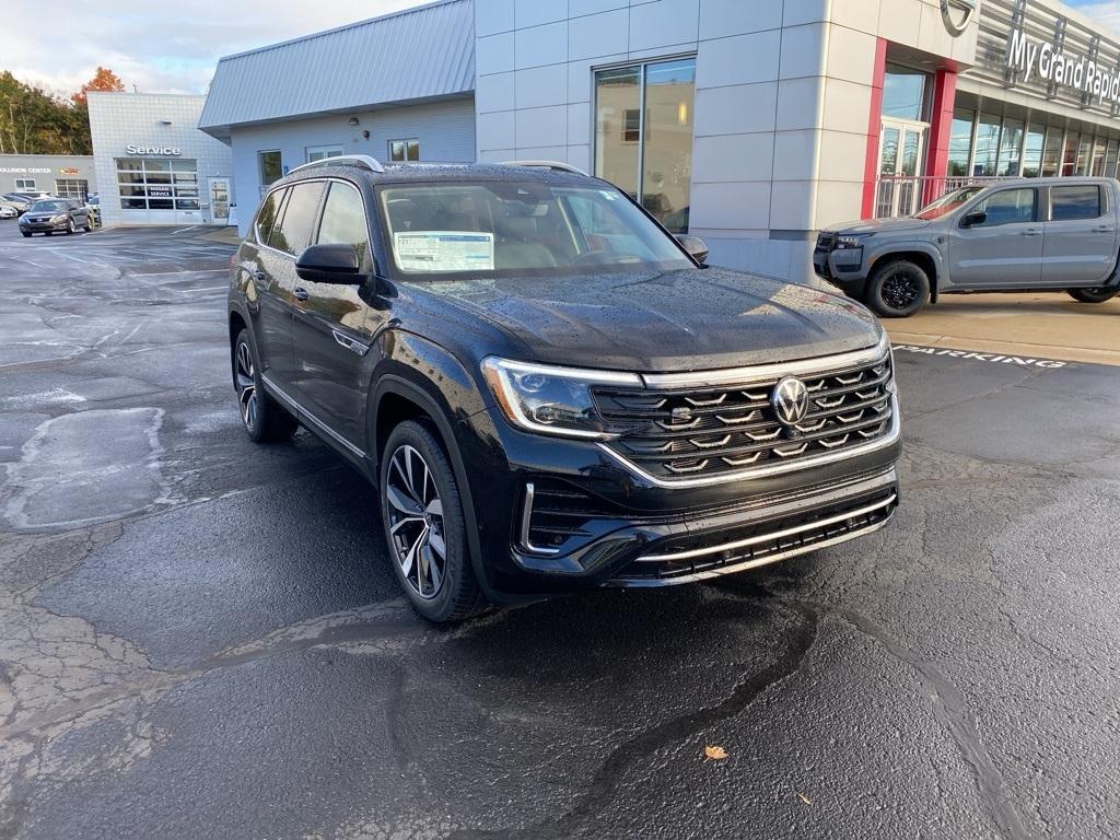 new 2026 Volkswagen Atlas car, priced at $57,746