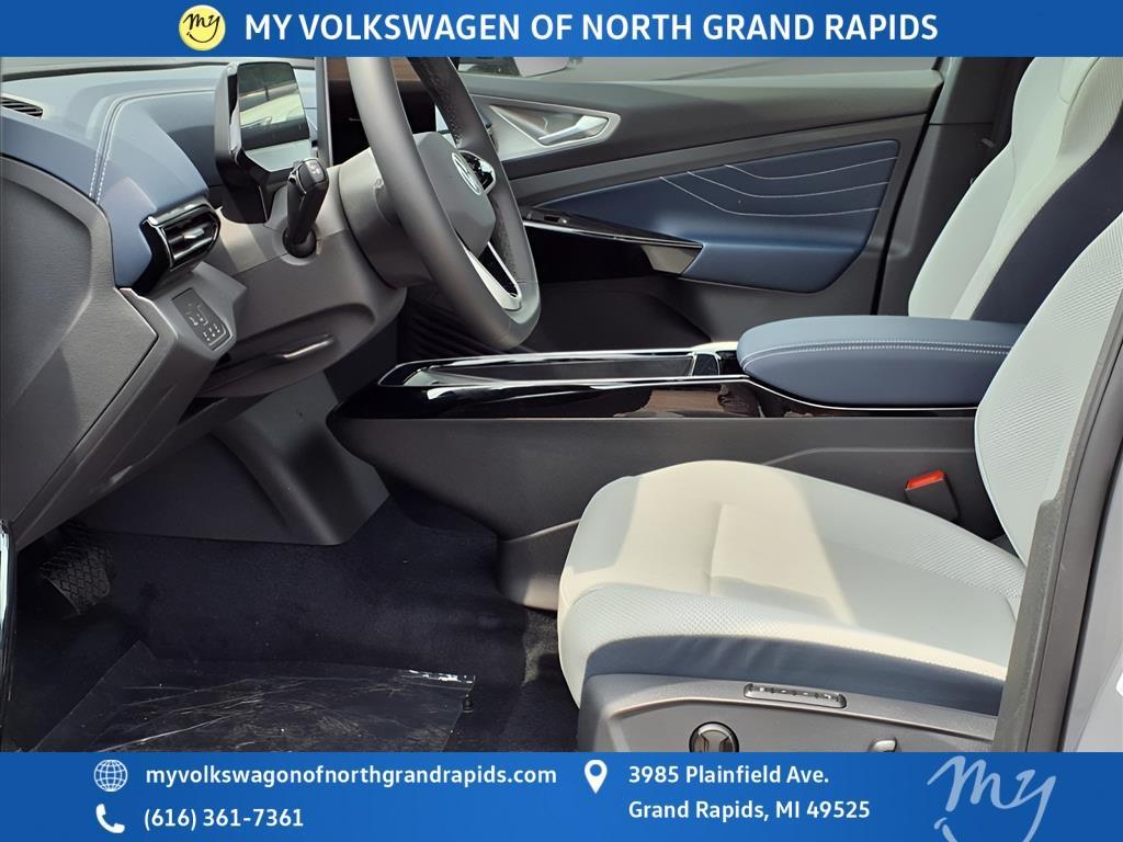 new 2025 Volkswagen ID.4 car, priced at $49,518