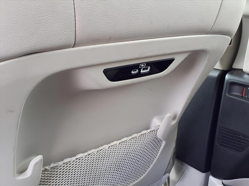 used 2021 Chrysler Pacifica car, priced at $23,988