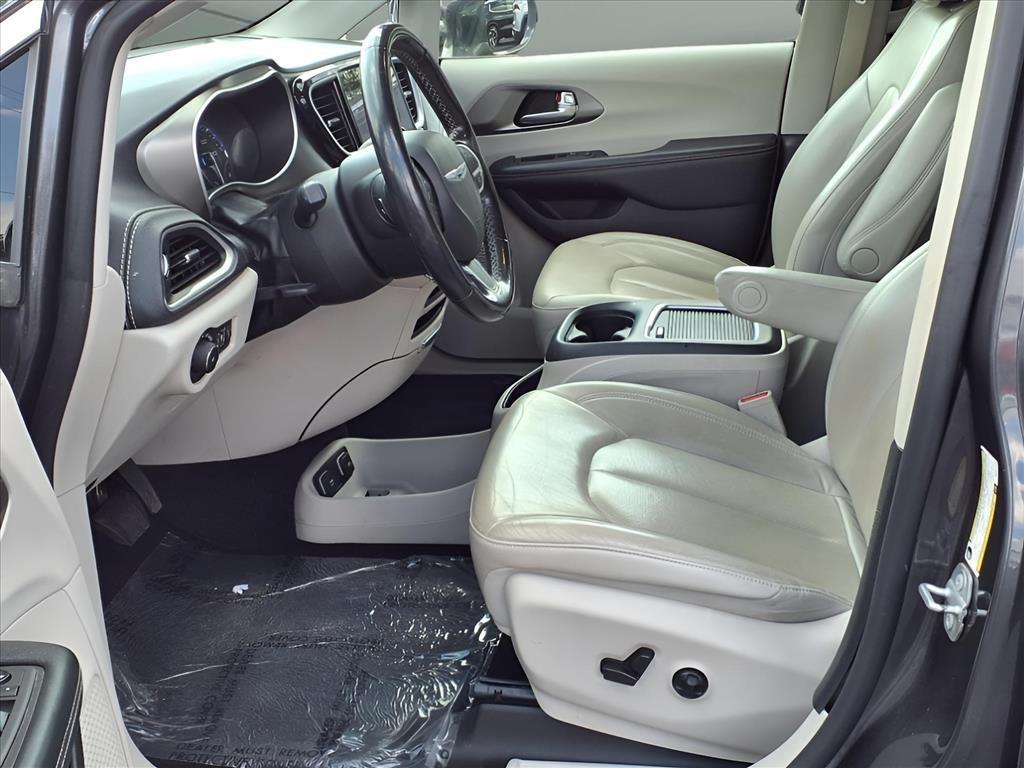 used 2021 Chrysler Pacifica car, priced at $23,988