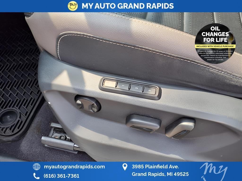 used 2021 Volkswagen Atlas Cross Sport car, priced at $30,475