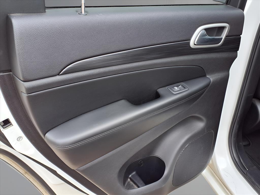 used 2020 Jeep Grand Cherokee car, priced at $22,946