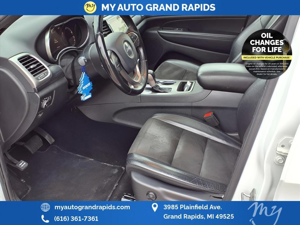 used 2020 Jeep Grand Cherokee car, priced at $21,493
