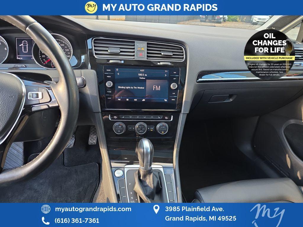 used 2018 Volkswagen Golf SportWagen car, priced at $17,973