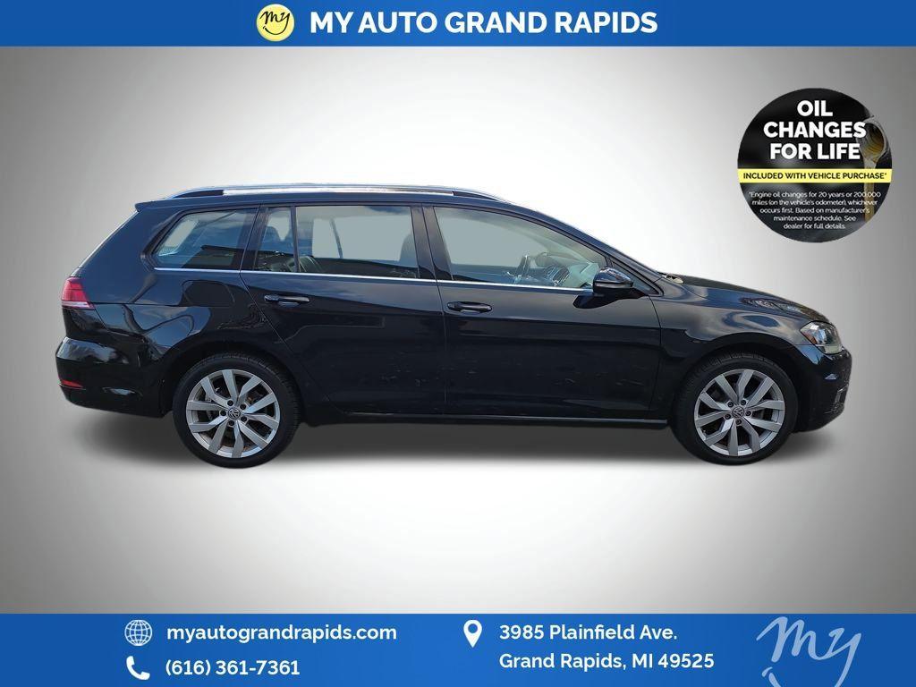 used 2018 Volkswagen Golf SportWagen car, priced at $17,973