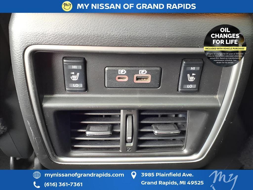 used 2022 Nissan Murano car, priced at $24,994