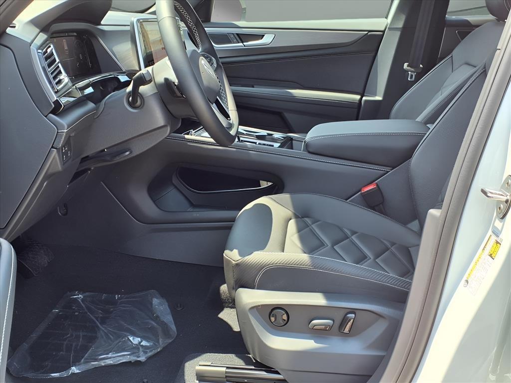 new 2025 Volkswagen Atlas Cross Sport car, priced at $42,869