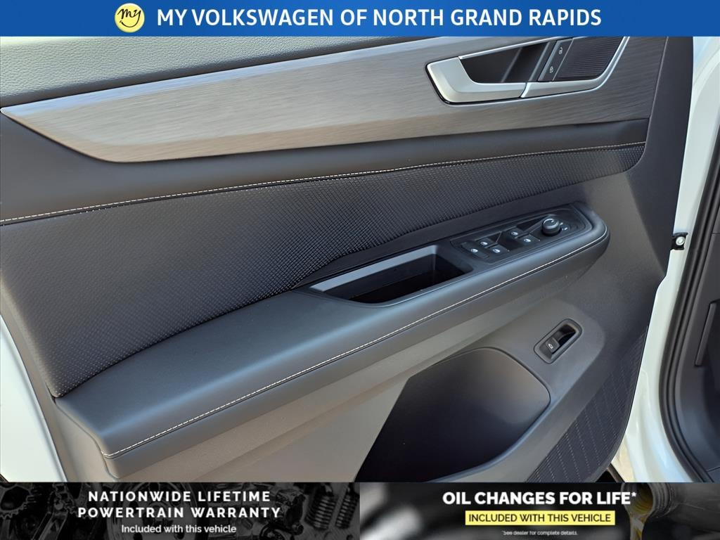 new 2025 Volkswagen Atlas Cross Sport car, priced at $42,869