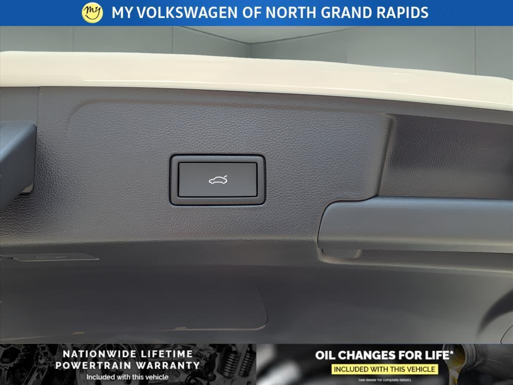 new 2025 Volkswagen Atlas Cross Sport car, priced at $42,869