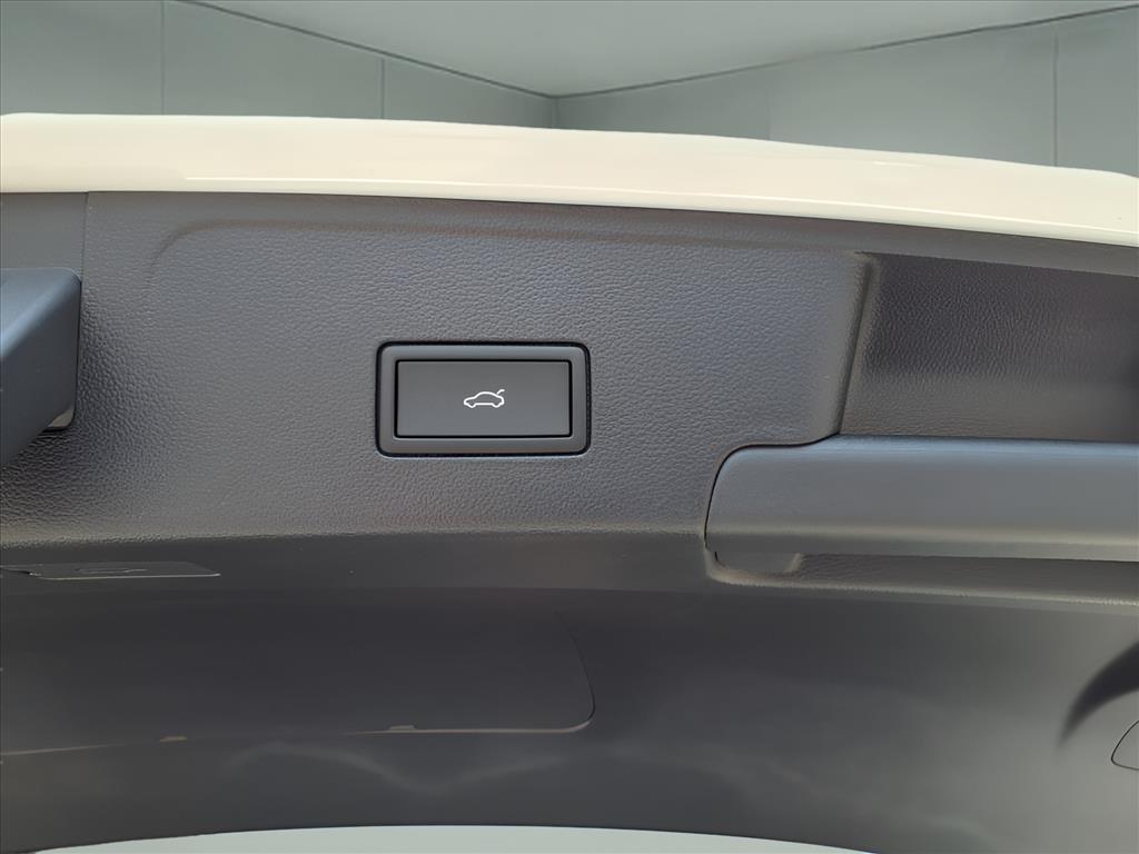 new 2025 Volkswagen Atlas Cross Sport car, priced at $42,869