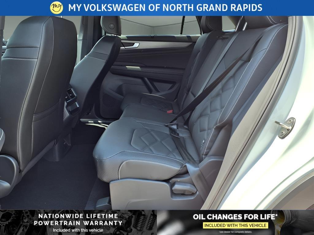 new 2025 Volkswagen Atlas Cross Sport car, priced at $42,869