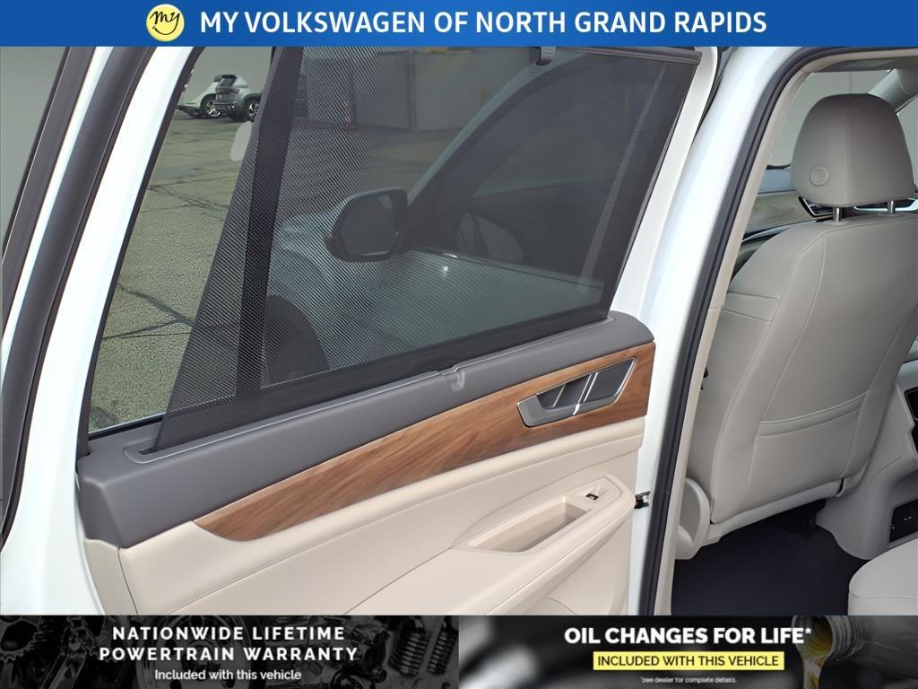 new 2025 Volkswagen Atlas car, priced at $44,499