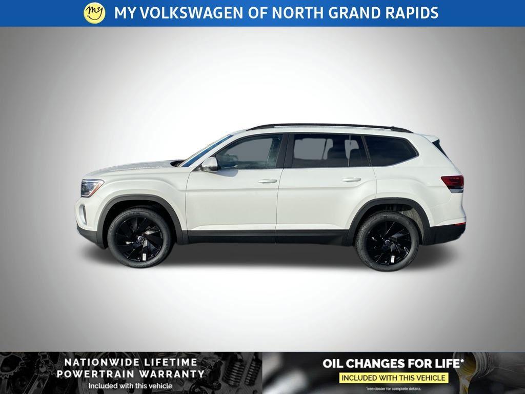 new 2026 Volkswagen Atlas car, priced at $48,670
