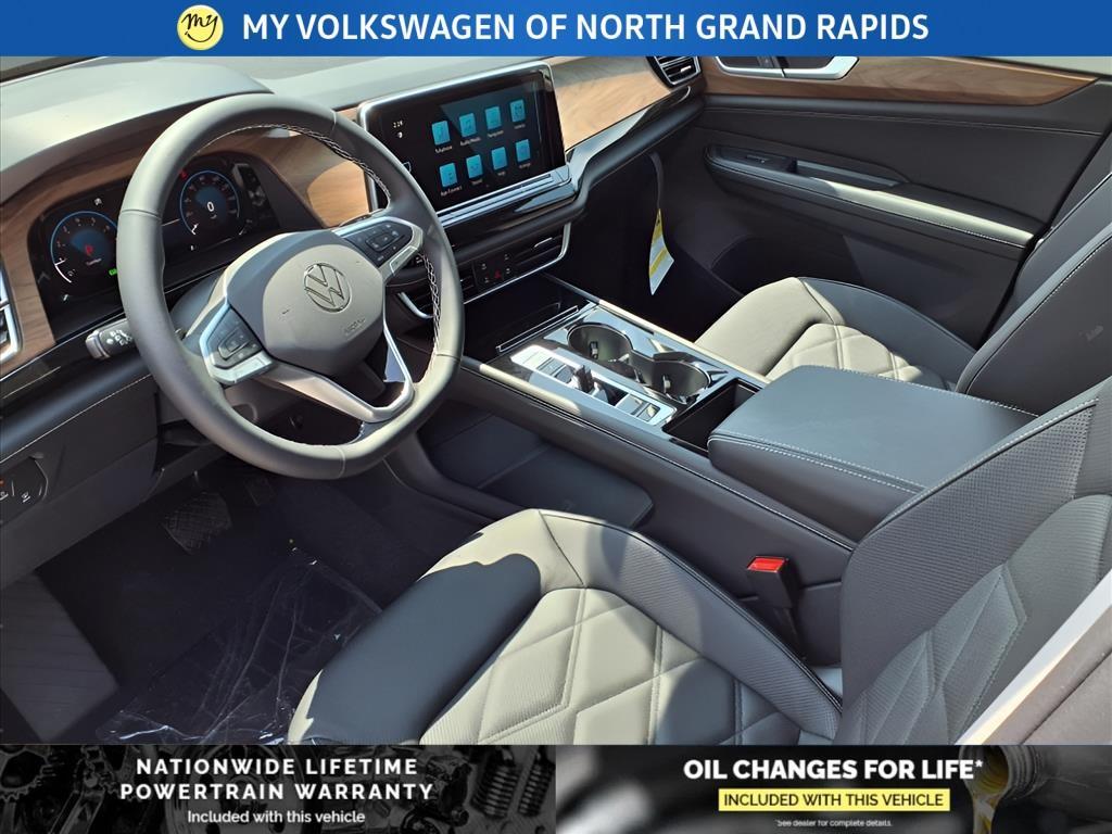 new 2025 Volkswagen Atlas car, priced at $42,079