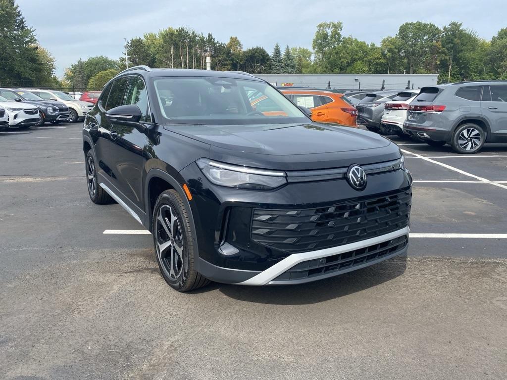 new 2025 Volkswagen Tiguan car