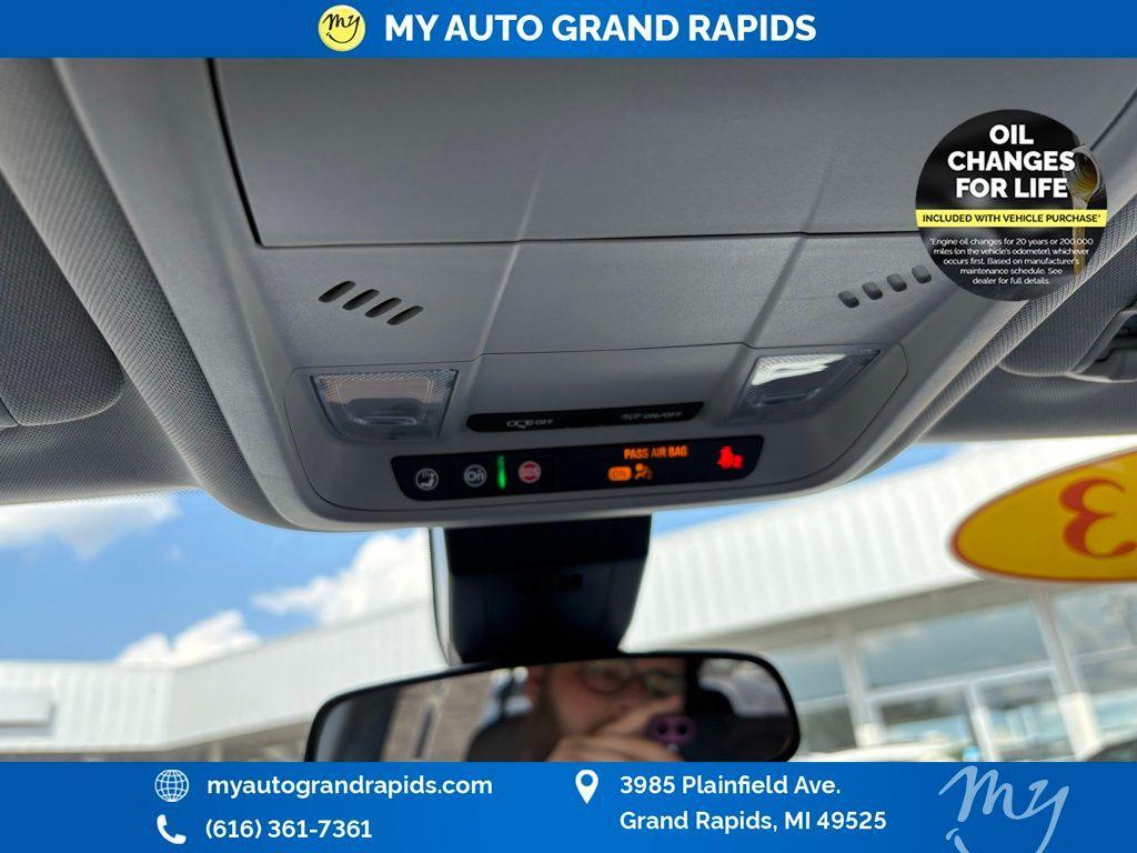 used 2023 Chevrolet Equinox car, priced at $19,894