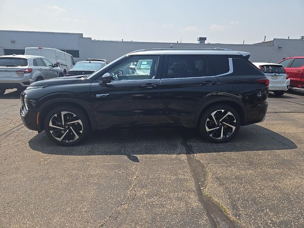 used 2024 Mitsubishi Outlander PHEV car, priced at $34,988
