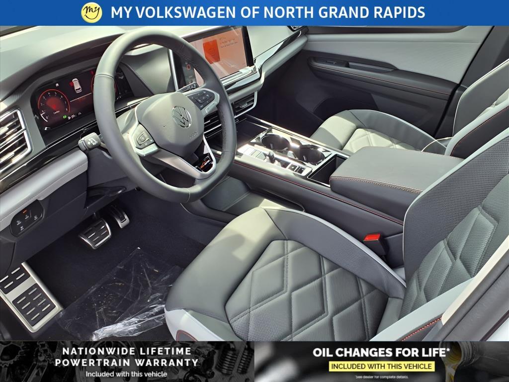 new 2025 Volkswagen Atlas car, priced at $45,906