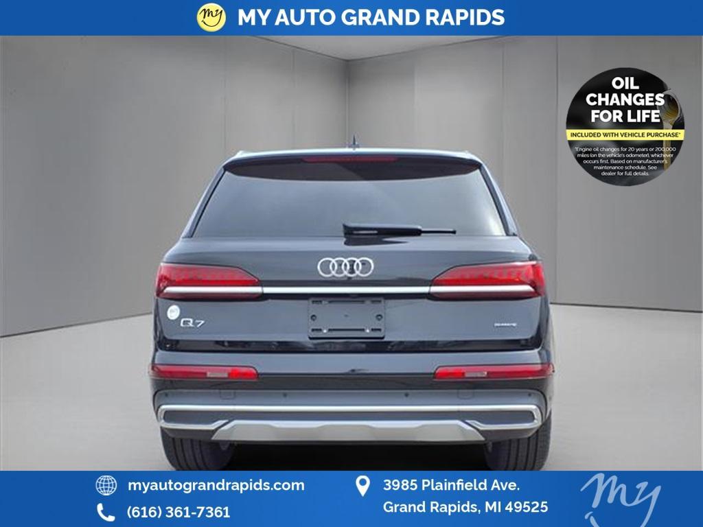 used 2024 Audi Q7 car, priced at $55,918