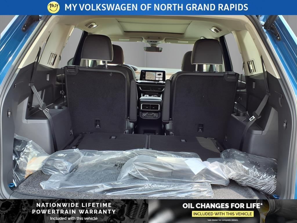 new 2025 Volkswagen Atlas car, priced at $50,490