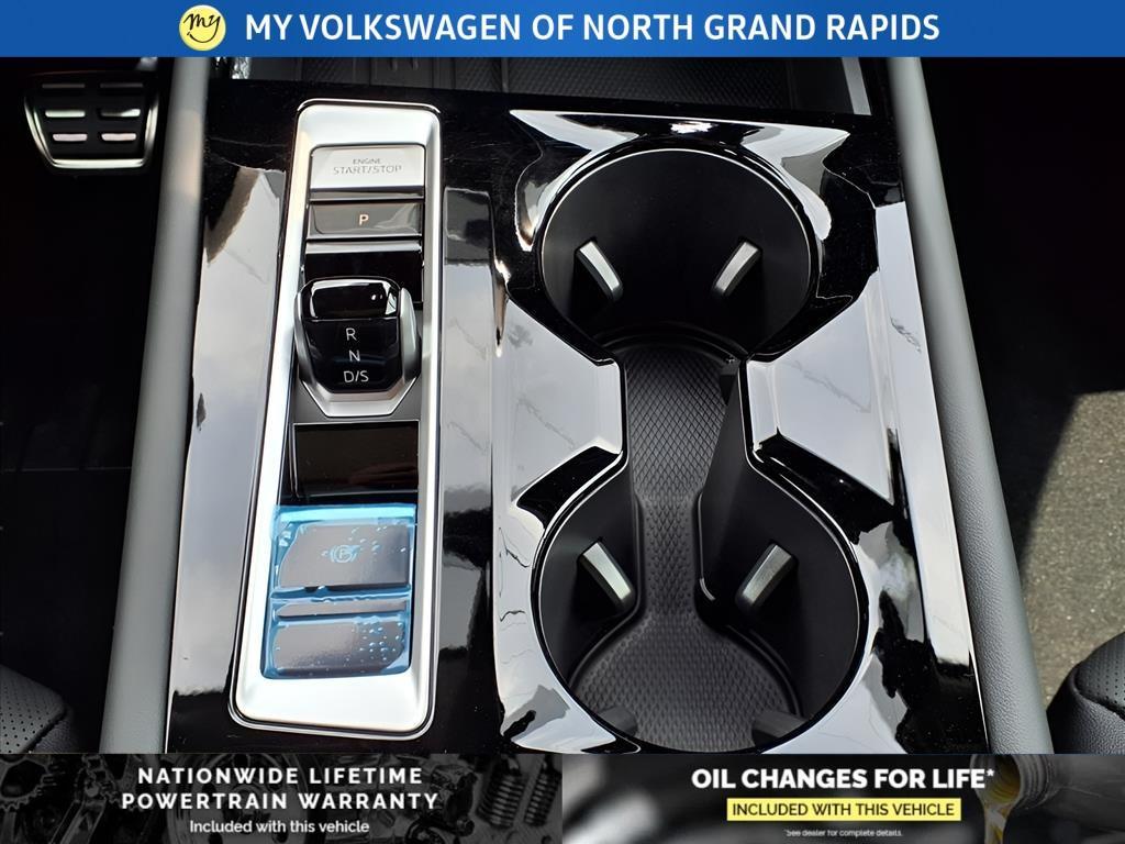 new 2025 Volkswagen Atlas car, priced at $50,490