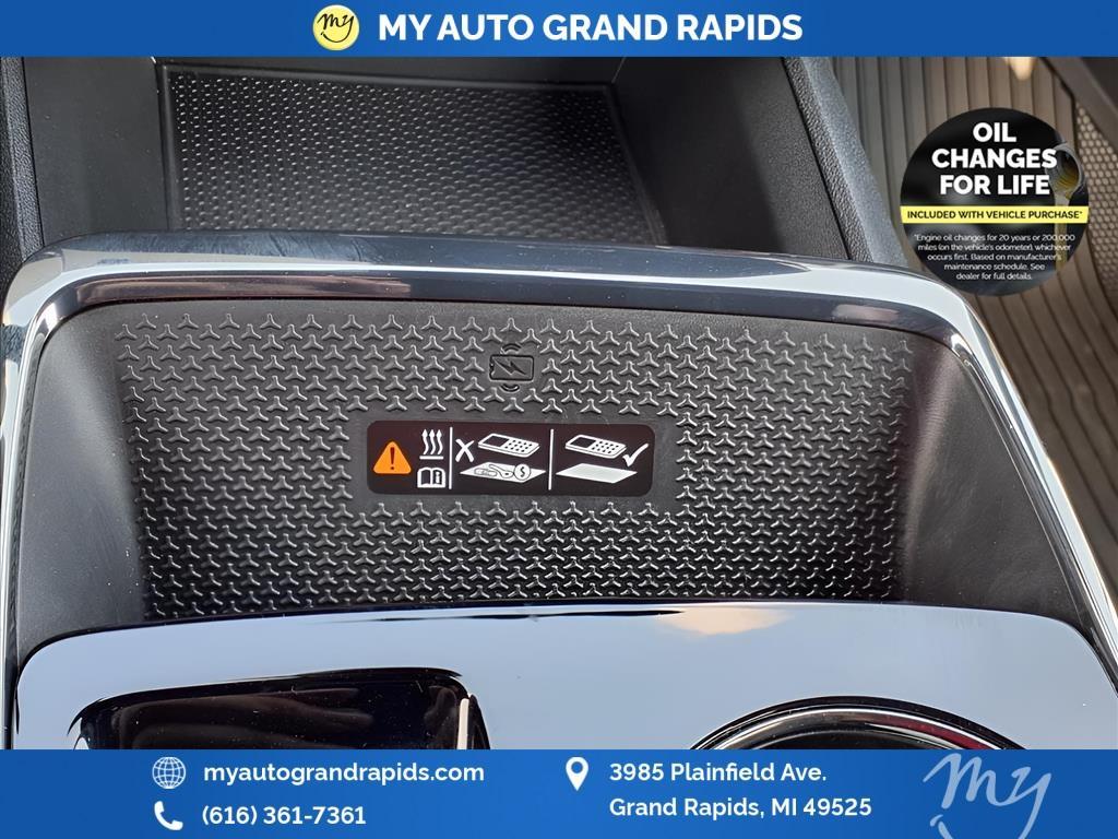 used 2025 Chevrolet Equinox car, priced at $33,445
