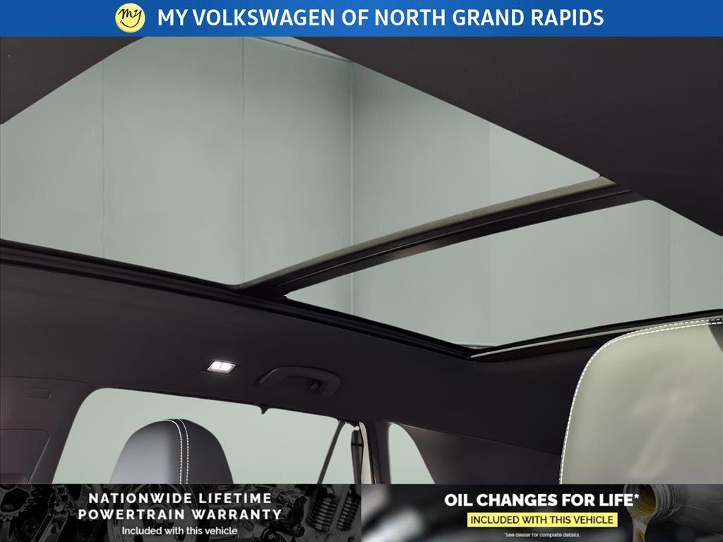 new 2026 Volkswagen Atlas Cross Sport car, priced at $52,876