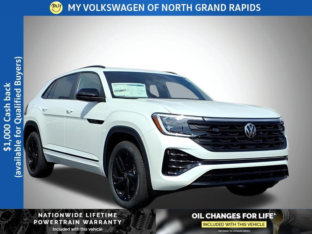 new 2026 Volkswagen Atlas Cross Sport car, priced at $52,876