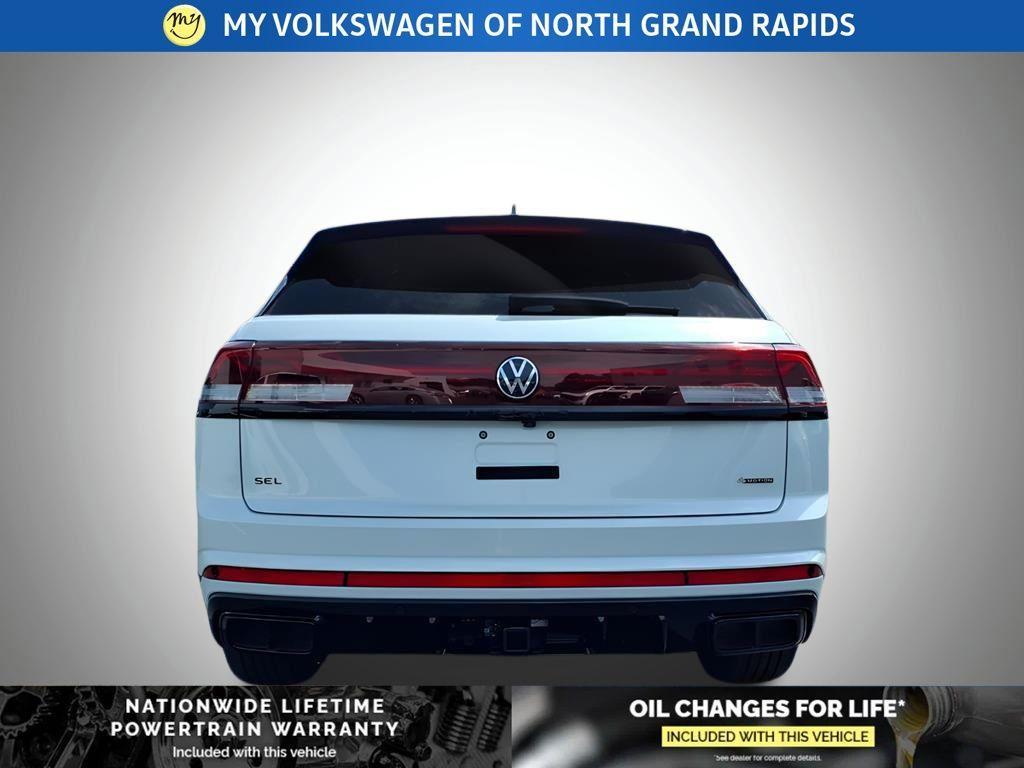 new 2026 Volkswagen Atlas Cross Sport car, priced at $52,876