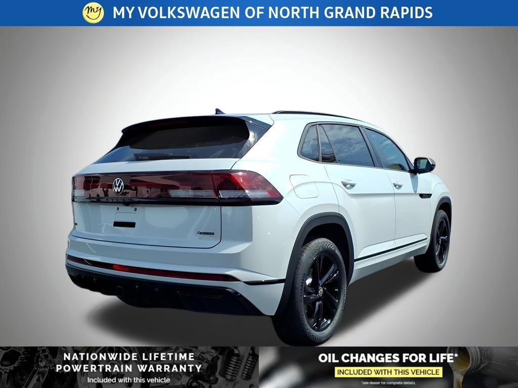 new 2026 Volkswagen Atlas Cross Sport car, priced at $52,876