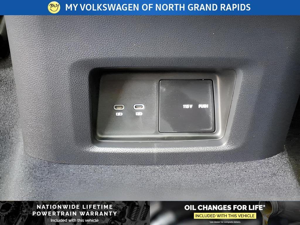 new 2026 Volkswagen Atlas Cross Sport car, priced at $52,876