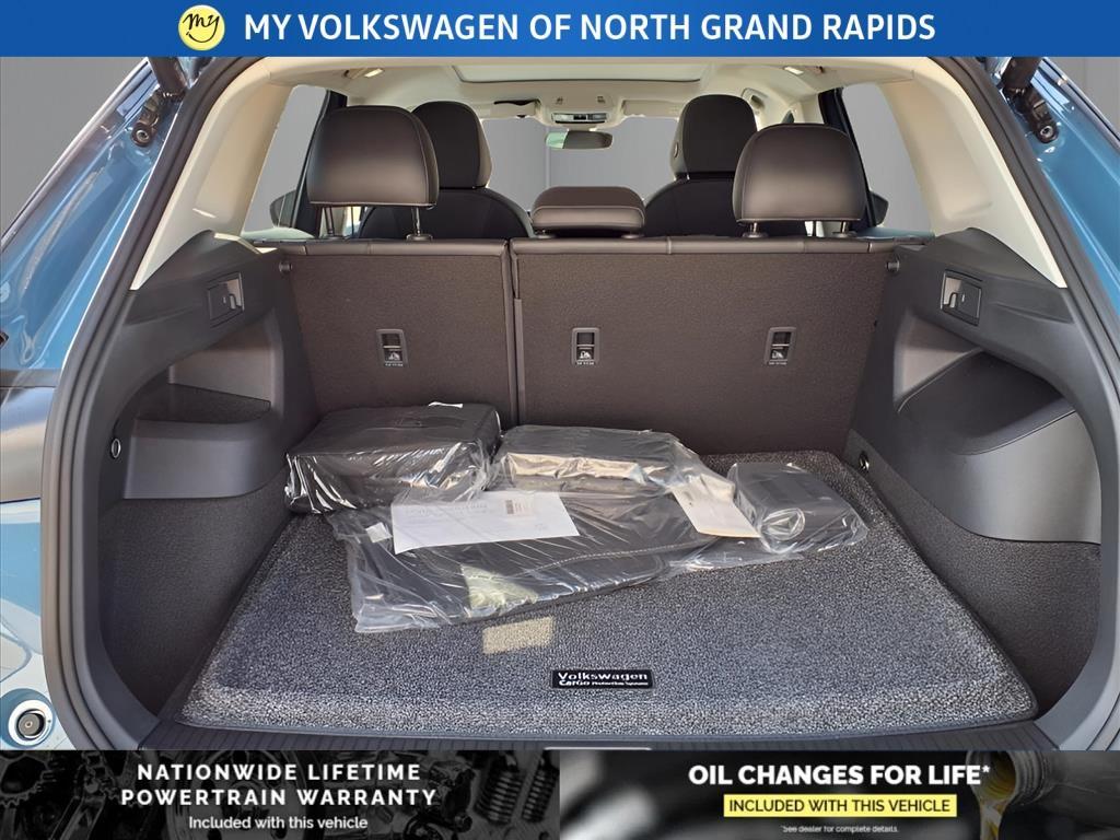 new 2025 Volkswagen Tiguan car, priced at $36,926