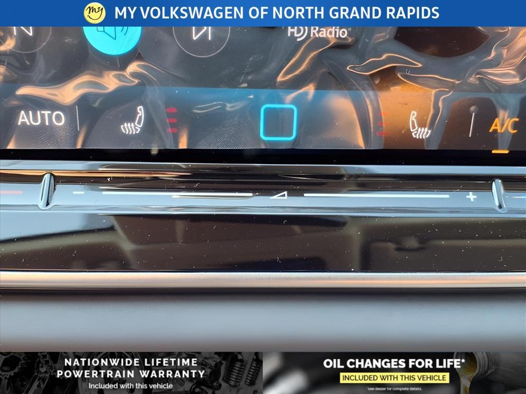 new 2025 Volkswagen Tiguan car, priced at $36,926