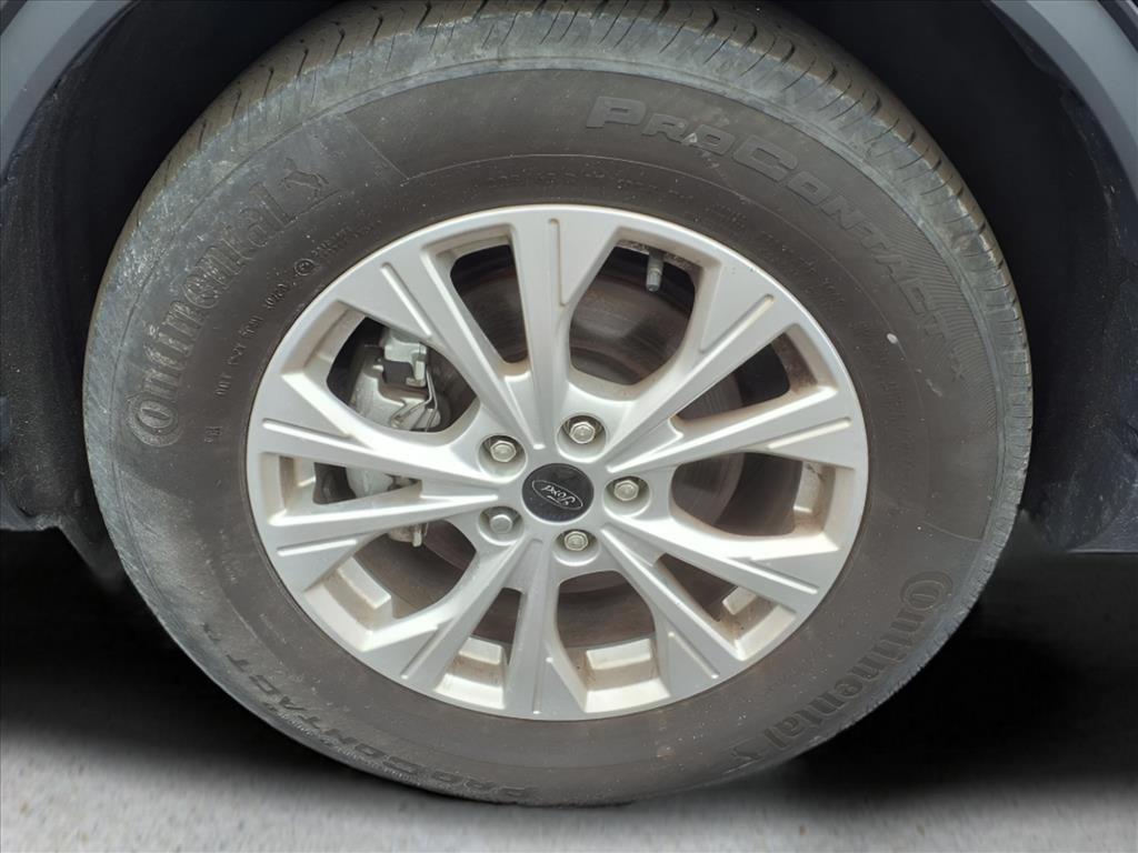 used 2023 Ford Escape car, priced at $23,448